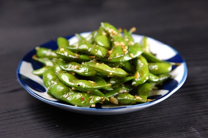 枝豆のガーリック炒め