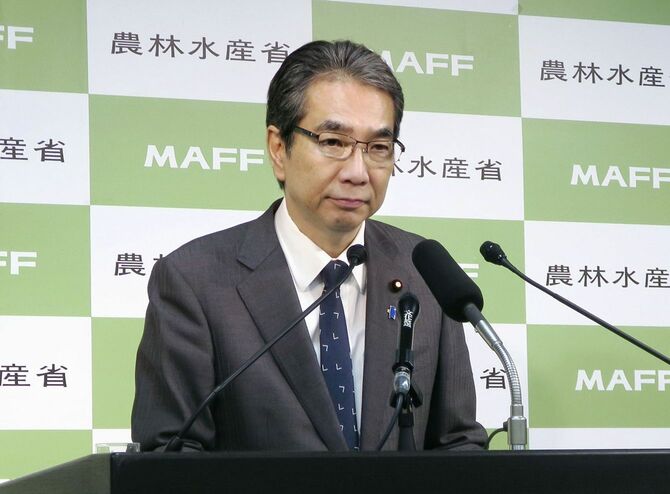 記者会見する江藤農相＝2025年3月28日午前、農水省