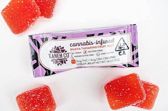 グアバとタマリンドのフルーツゼリー