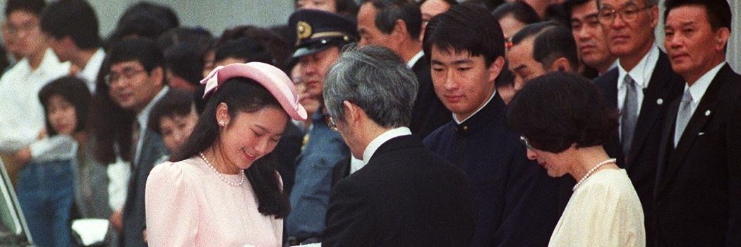 紀子さまはピンクのワンピースで…｢結婚相手が彼女だったらいいな｣秋篠宮ご夫妻の結婚に両家が抱いていた思い