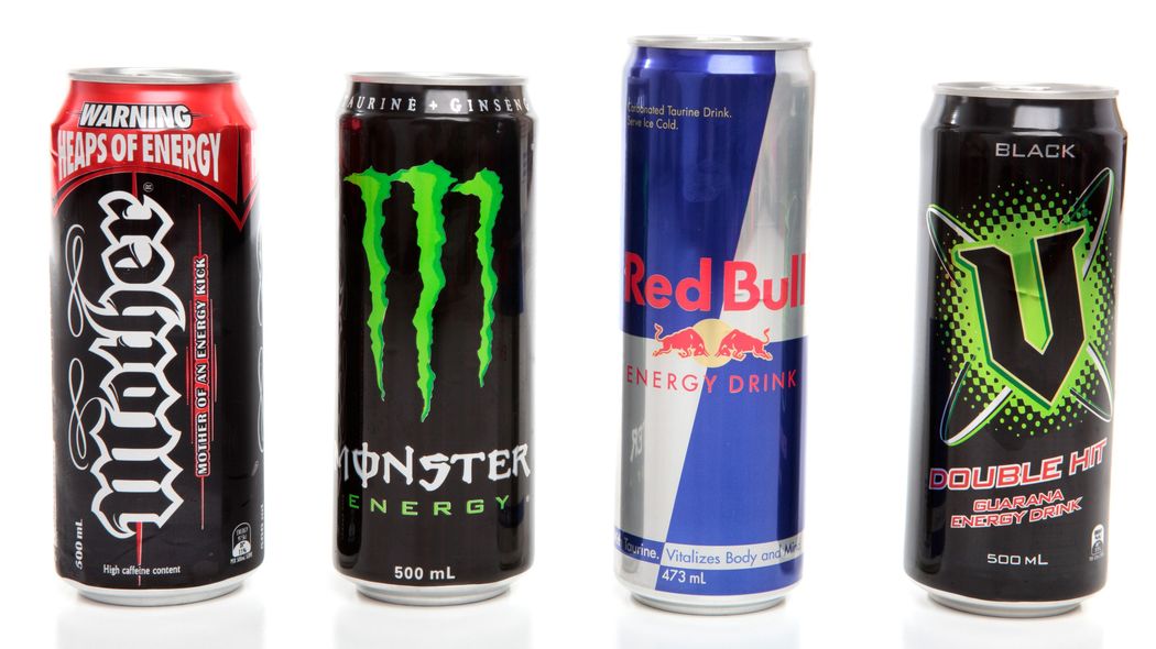 レッドブルやモンスターは卒業した…ビジネス成功者がブーストせずに自分の翼で飛ぶためにしている生活習慣 エナジードリンクの覚醒効果の正体