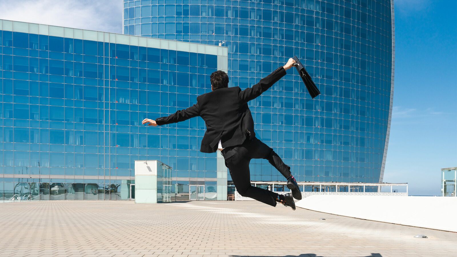だから"ポジティブバカ"になってはいけない…禅僧｢ポジティブ思考でウザい人とそうでない人の決定的違い｣ ポジティブは度が過ぎると自分も周りも不幸にする