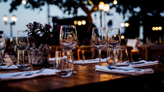 ラグジュアリーなテーブルセッティング