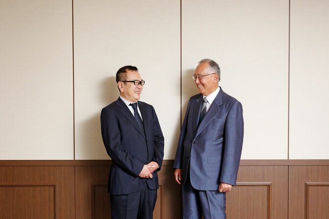 (左)和田秀樹さん(右)宮内義彦さん