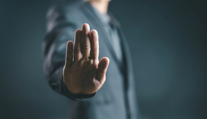 手のひらのジェスチャーストップ