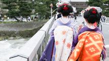 ｢お風呂入り｣｢未成年飲酒｣……元舞妓が国連に訴えた驚きの内容