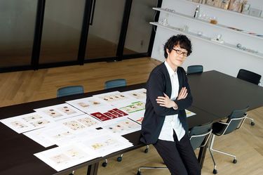 四捨五入すれば自分の責任｣ローソンPBデザインで佐藤オオキが考えた