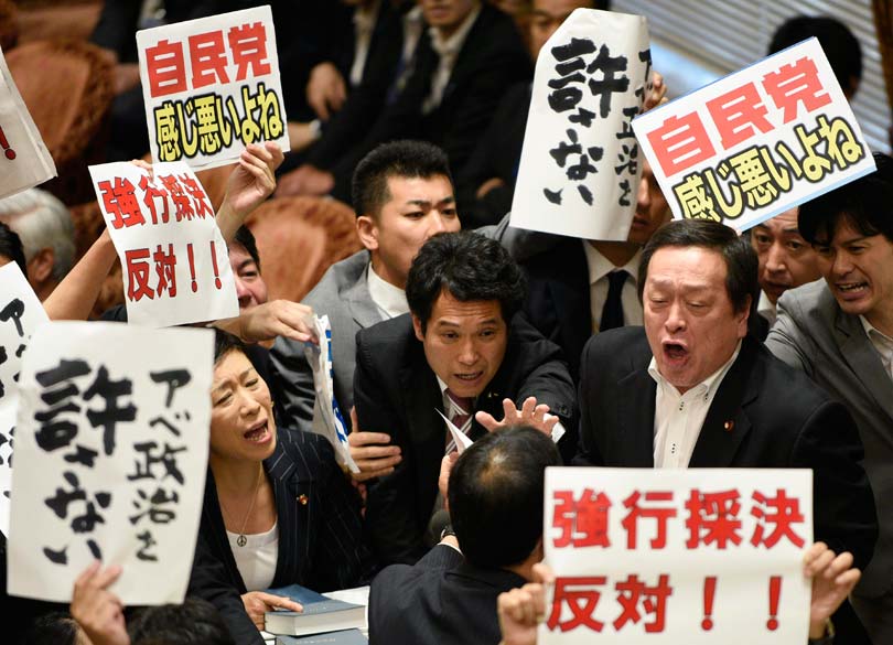 民進党は 9条 で分裂する必要はなかった 集団的自衛権は 違憲 ではない President Online プレジデントオンライン