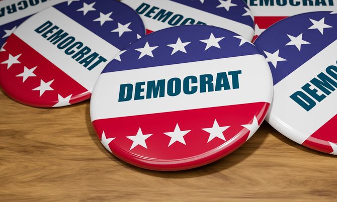 民主党員は210万人も減少