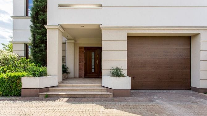 豪邸のエントランス