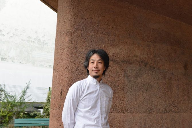 2022年1月、パリにて撮影。