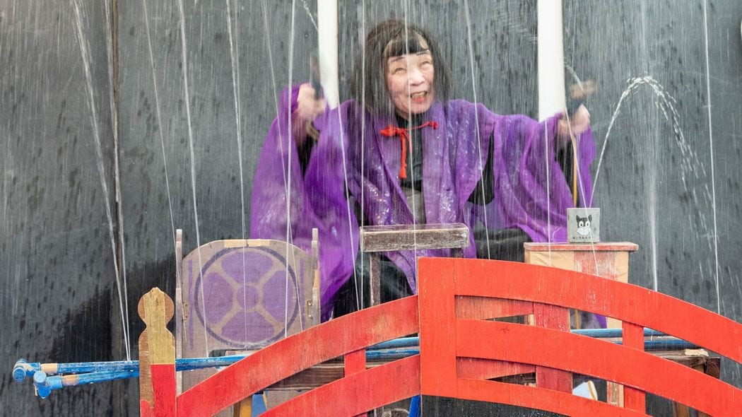 部屋数6室"山口のボロ旅館"を90室にした…客が泣き笑いする｢81歳大女将｣のバレバレな手品ショーの正体