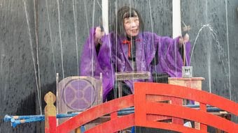 部屋数6室"山口のボロ旅館"を90室にした…客が泣き笑いする｢81歳大女将｣のバレバレな手品ショーの正体