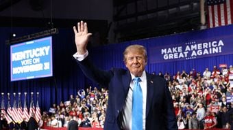 集会は拍手喝采なのに｢トランプ離れ｣が止まらない…支持率31％の大統領がプーチンに頼ってまで欲しいもの
