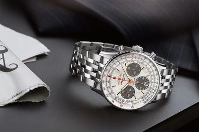 ロングライフの普遍性と現代性を巧みに両立。航空用クロノグラフの名作から日本だけの特別モデル［空から生まれた名作時計#6］