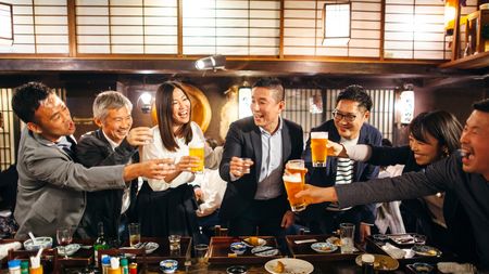 飲み会で 酒の勢いに任せ 得々と語り出す アホ上司に塗る薬はあるか 武蔵野は宴会を 無意味 にしない President Online プレジデントオンライン