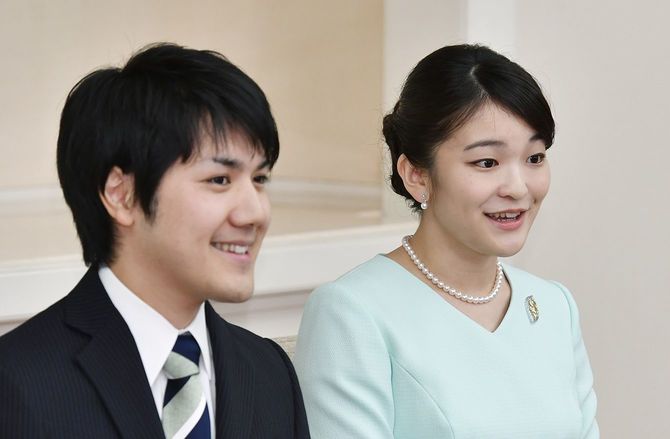 婚約が内定し、記者会見される秋篠宮家の長女眞子さまと小室圭さん