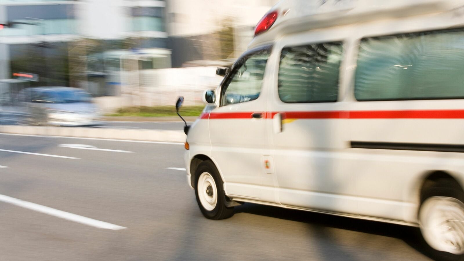 ｢救急車を呼んでもつながらず、痛みで身もだえしながら息絶える｣2040年までに日本で起きる医療破綻の地獄絵 団塊ジュニア世代は満足に医療を受けられない…