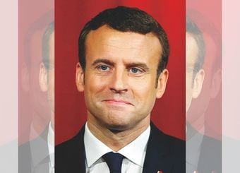「若さ」「ゴシップ」先行の新仏リーダー