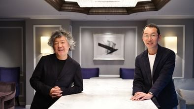 Softbank創業者 孫正義解説本30冊＋京セラ創業者 稲盛和夫解説本1冊