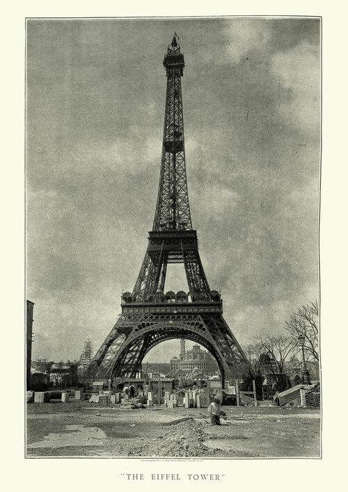 1889年のパリ万博博覧会にあわせて作られたエッフェル塔