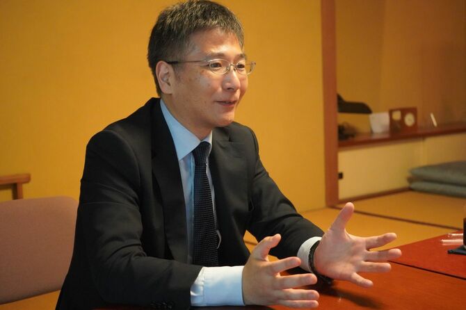 神戸大学大学院の井上弘貴教授