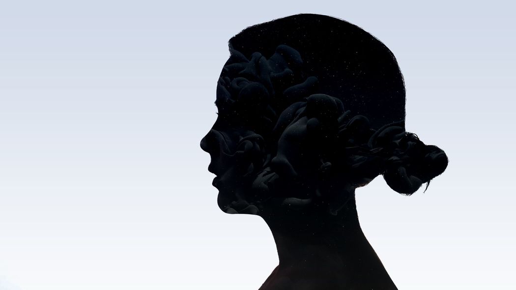 寝たきり認知症の祖母の頭髪に大量のノミがわいていた…｢お嬢様育ちの母は父と私を罵倒し､祖母を虐待した｣ 山岳宗教にハマった情緒不安定な母｢あんたなんか産むんじゃなかった｣