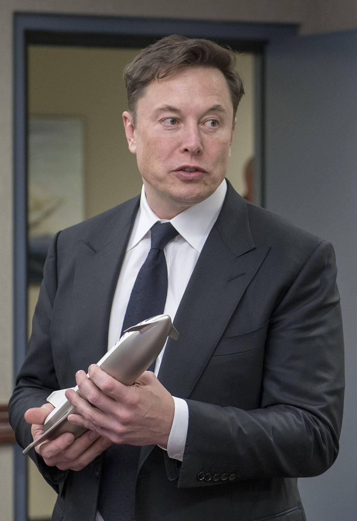 2019年4月15日、SpaceXの「スターシップ」の将来の機能について説明している、イーロン・マスク氏