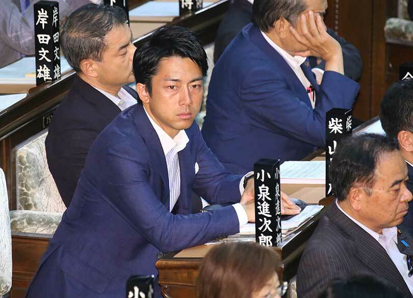 "安倍3選のカギ"進次郎氏が自粛する背景 小泉純一郎氏の「脱原発」が影響か