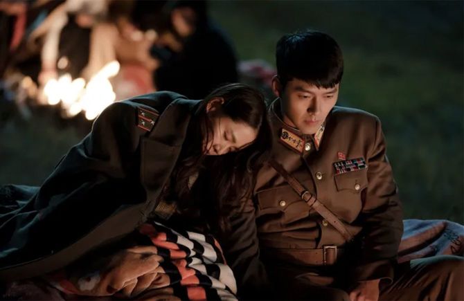 韓国人女性と北朝鮮人男性のロマンスを描く「愛の不時着」