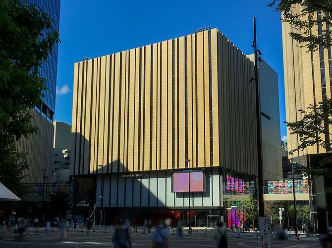 東京建物Brillia HALLの外観