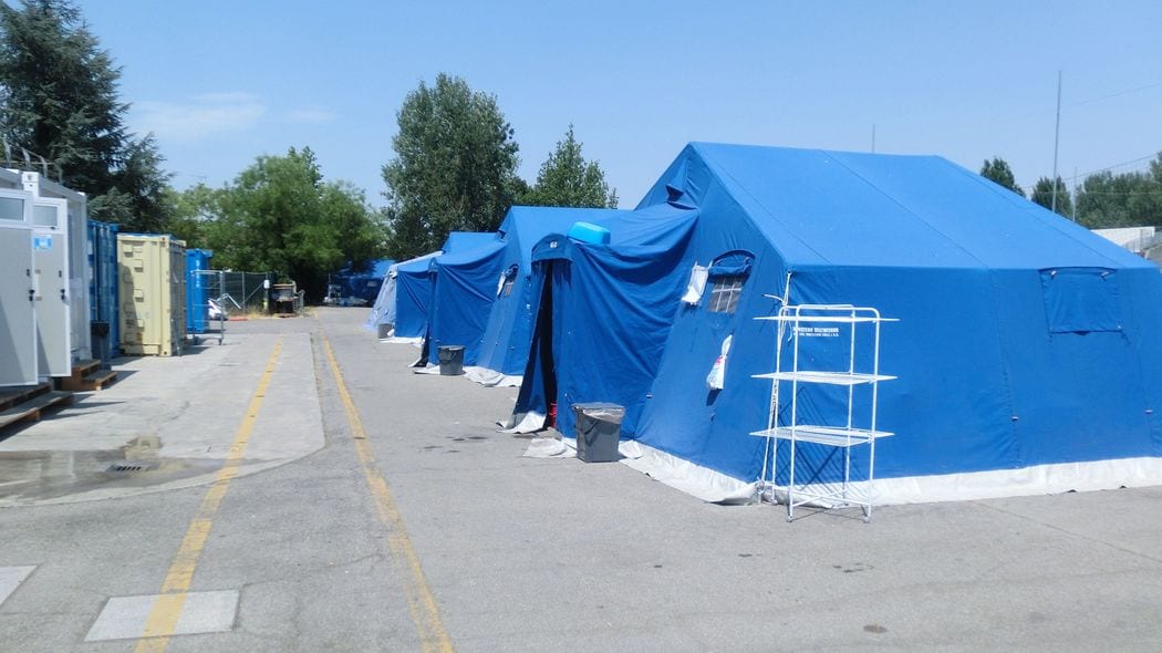 ｢体育館を避難所にする先進国なんて存在しない｣災害大国･日本の被災者ケアが劣悪である根本原因 日本での｢美談｣は､欧米なら｢人権侵害｣｢ハラスメント｣になる