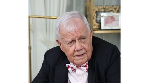 日本の財政状況はロシアより悪い…世界的投資家ジム･ロジャーズが｢通貨を下げた国に未来はない｣と語る理由