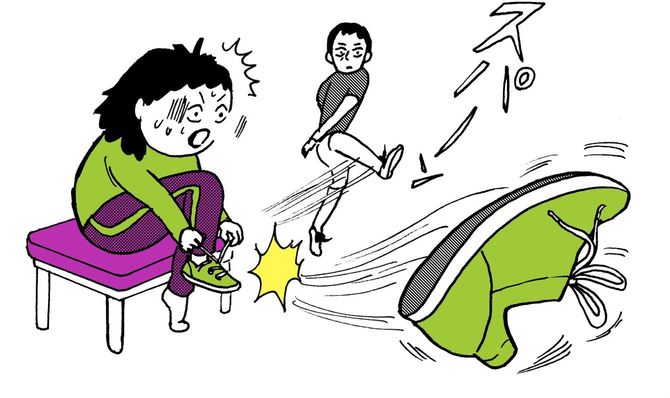 無言で靴を蹴り飛ばす。その後も無言でっていうのもやっぱりよくない