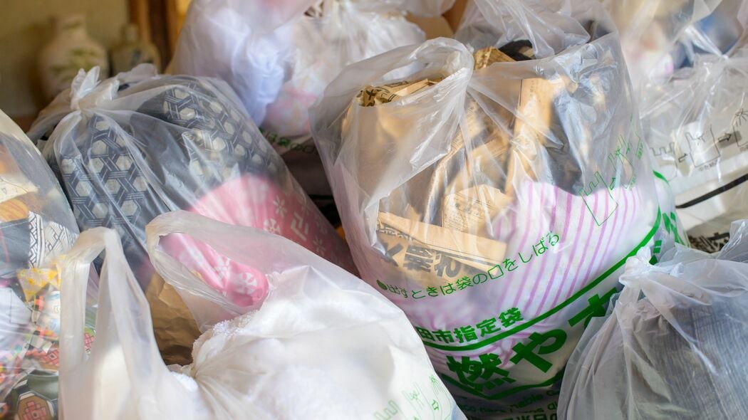 ｢もっと早く引っ越せば良かった｣…認知症でもない76歳の元大学教授が｢ゴミ屋敷の住人｣になったワケ