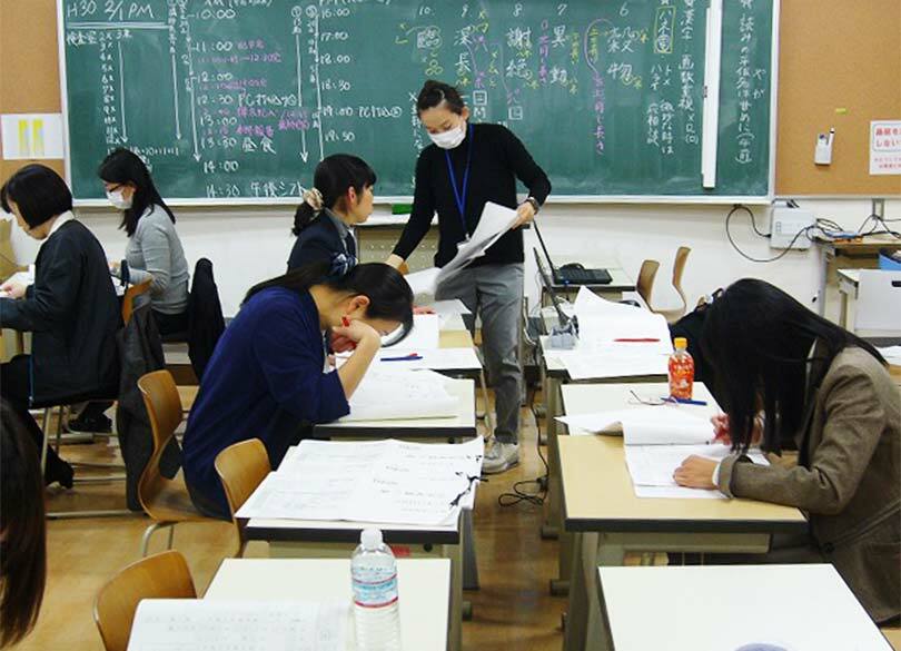 2018中学入試の聖域「採点現場」潜入記 5時間後に合否判定できるカラクリ