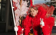 〈北九州成人式〉レンタル衣装の費用は自腹で50万円…豪快に着飾る新成人がアピールしたかった"切実な願い"