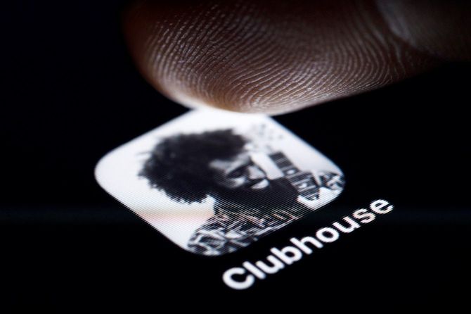 Clubhouseは2021年1月29日現在、ドイツのApp Storeチャートで1位を獲得しており、他のアプリとは比べ物にならないほど大々的に宣伝されている