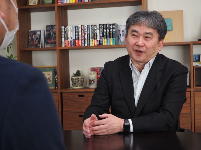 『ロッキード』を出した小説家の真山仁さん