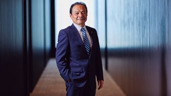 ｢生きて帰ってこい｣社長に送り出された大手町にある日本を代表する一流企業"55歳"が受けた大いなる試練