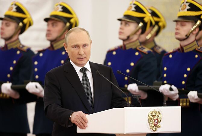 ロシア軍は満足に服も洗えない 基本的な装備が圧倒的に不足している プーチンの戦争 の現実 欧米メディアが報じたロシア軍の 洗濯機スキャンダル President Online プレジデントオンライン