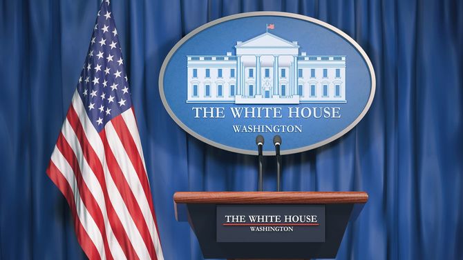 星条旗とホワイトハウスのサイン