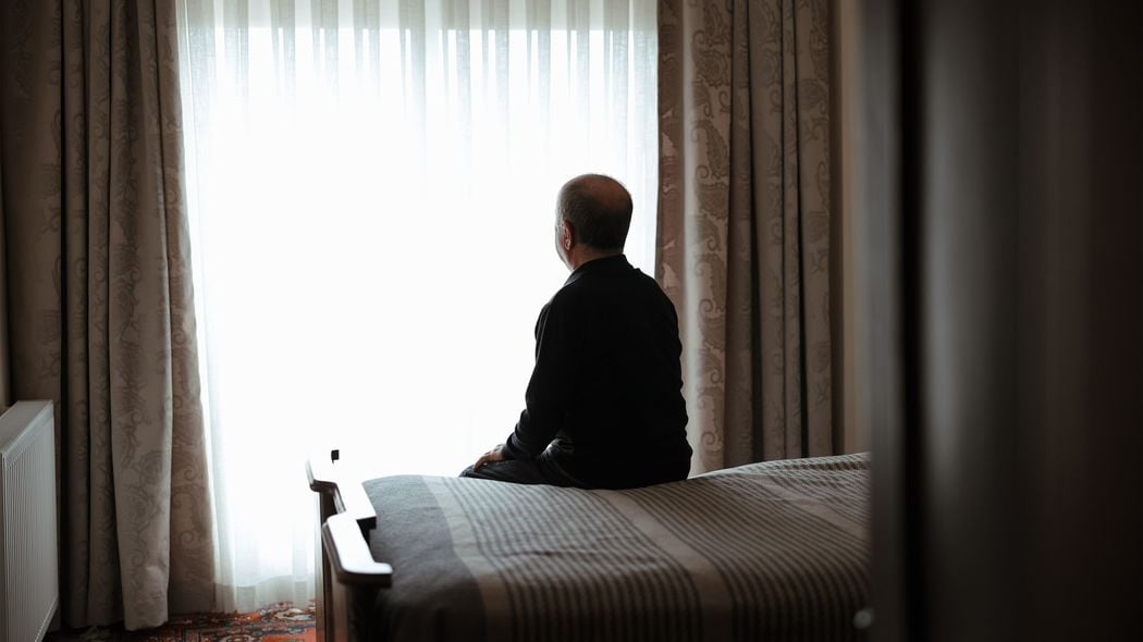 これを捨てないと孤立した老後が待ち受ける…まじめな人ほど取りつかれる"自己肯定感を下げる思考のクセ"