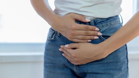 生理に悩む女性はもっと食べて 現代女性の摂取カロリーは終戦直後より少ない 必要な栄養が摂取できていない President Online プレジデントオンライン