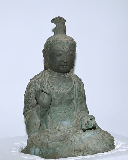韓国から観音寺への返還手続きが行われた「観世音菩薩坐像」