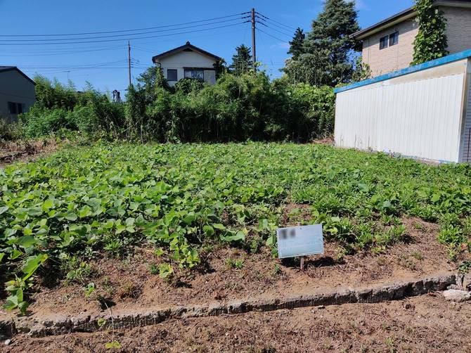 地元の草刈り業者の立て看板