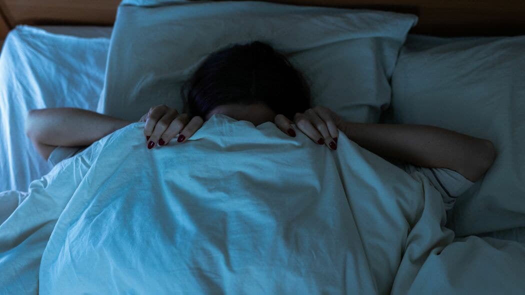 布団に入るのは｢寝る時間が来たら｣か｢眠くなったら｣か…睡眠の質を高める"就寝タイミング"の最終結論