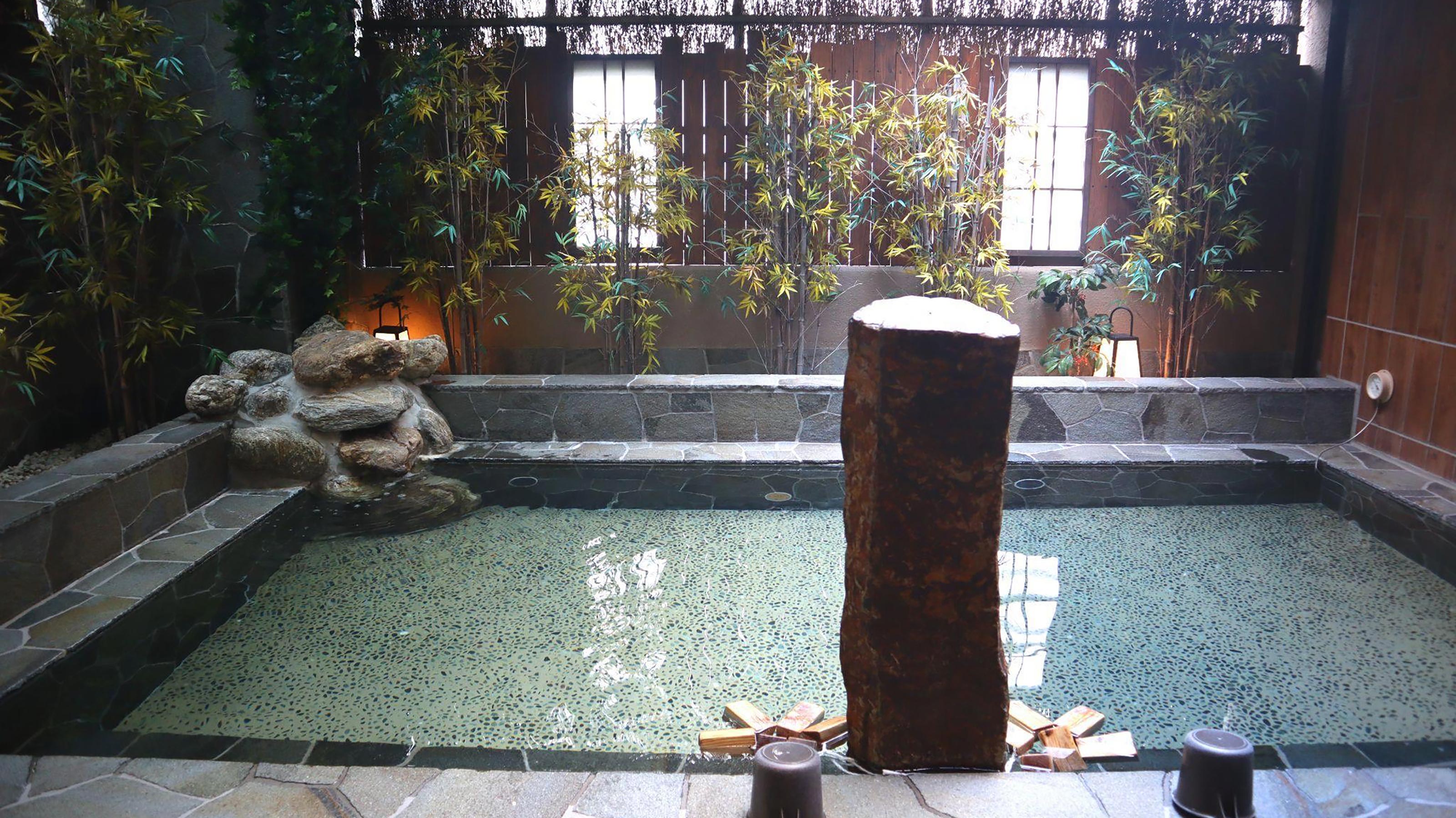 露天風呂に本物の鈴虫を放つ ビジネスホテル ドーミーイン がやりすぎサービスを連発するワケ 満足させたい気持ちが強すぎて 思わぬ大失敗も President Online プレジデントオンライン