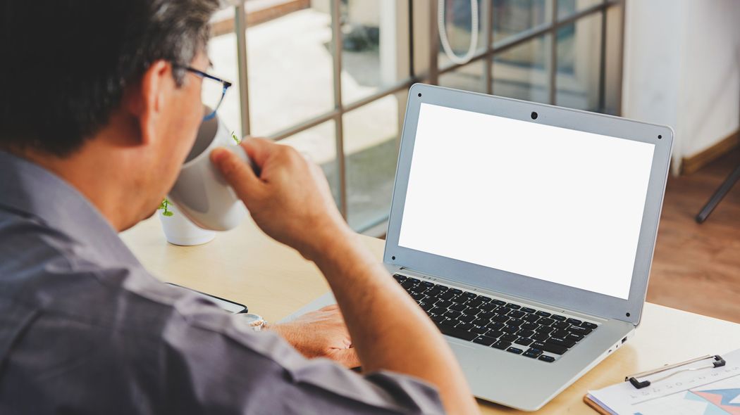 PCから突然大音量の警告音が…遠隔操作で0を4つ加え100万円を奪い取る"サポート詐欺"の狡猾な手口 ｢マイクロソフトのスタッフ｣を名乗る人物が現れ…