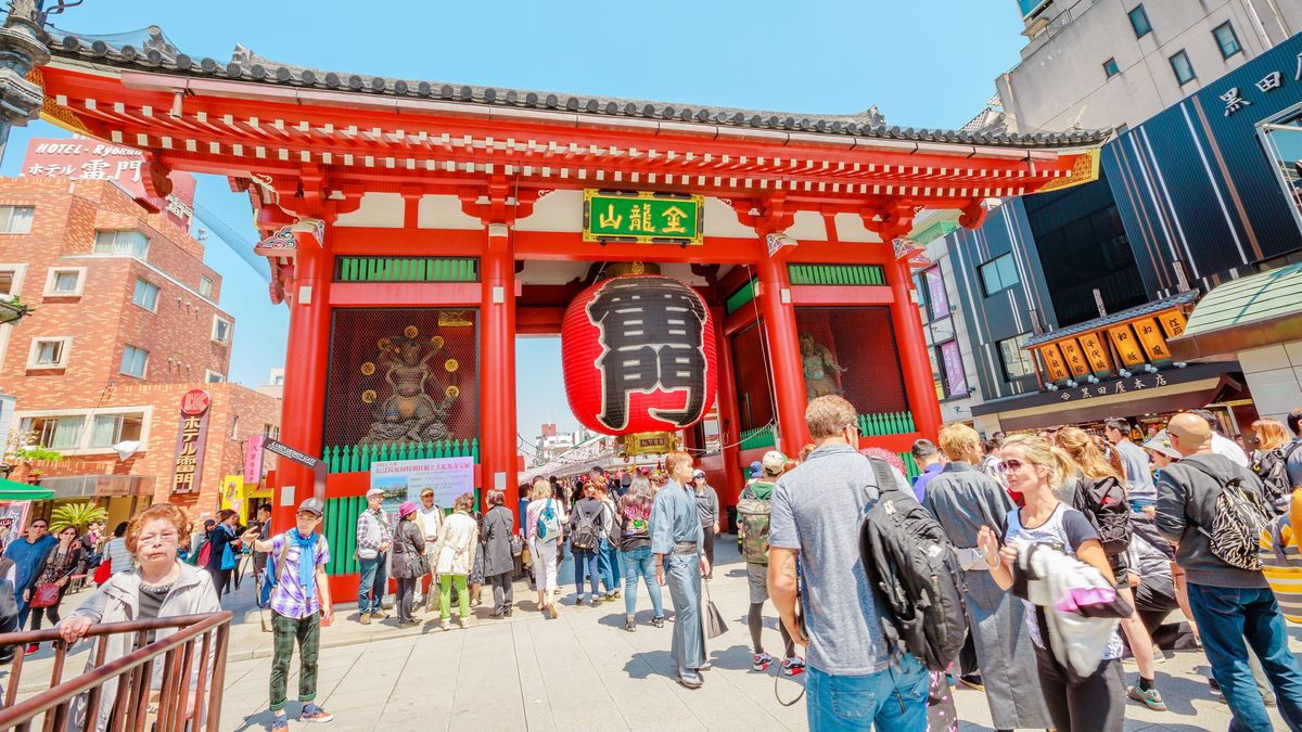 もう外国人観光客の迷惑行為には我慢できない...マナーの悪い訪日客を一掃するために今すぐやるべきこと